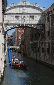 "Ponte dei sospiri bridge of sighs venice" by Mfield, Matthew Field, http://www.photography.mattfield.com - Own work. Licensed under Creative Commons Attribution-Share Alike 3.0 via Wikimedia Commons - https://commons.wikimedia.org/wiki/File:Ponte_dei_sospiri_bridge_of_sighs_venice.jpg#mediaviewer/File:Ponte_dei_sospiri_bridge_of_sighs_venice.jpg